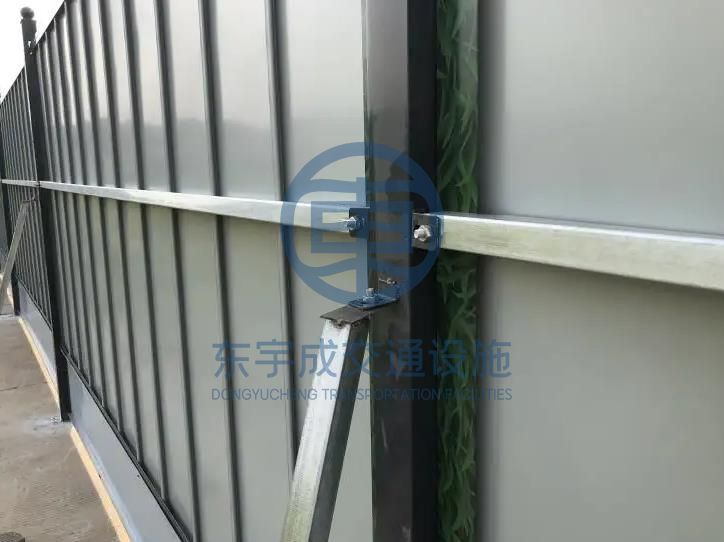 龙骨扣彩钢围挡背筋